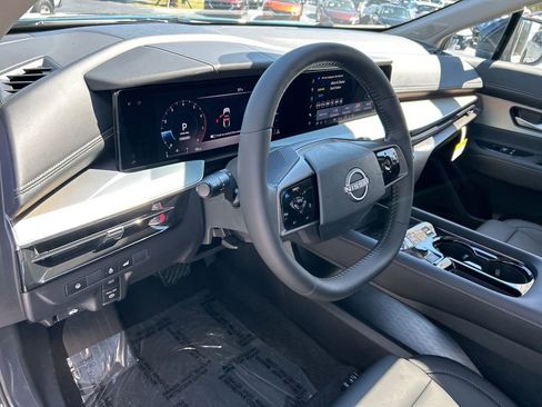 New 2025 Nissan Murano SL image 17