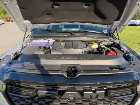 New 2026 RAM 1500 Express AWD/4WD image 30