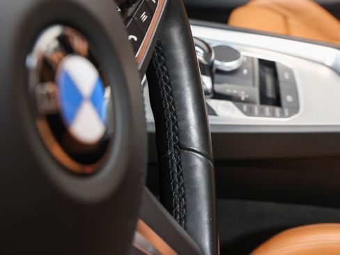 Used 2020 BMW Z4 M40i w/ Executive Package RWD image 46