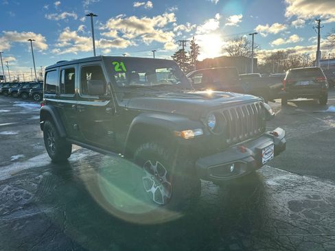Used 2021 Jeep Wrangler Unlimited Rubicon w/ Cold Weather Group image 10