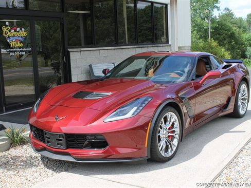 Used 2016 Chevrolet Corvette Z06 w/ 3LZ Preferred Equipment Group RWD image 7