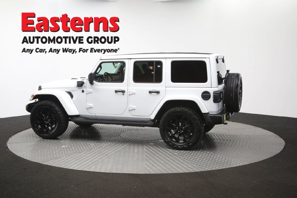 Used 2022 Jeep Wrangler Unlimited Sahara w/ Cold Weather Group AWD/4WD image 64