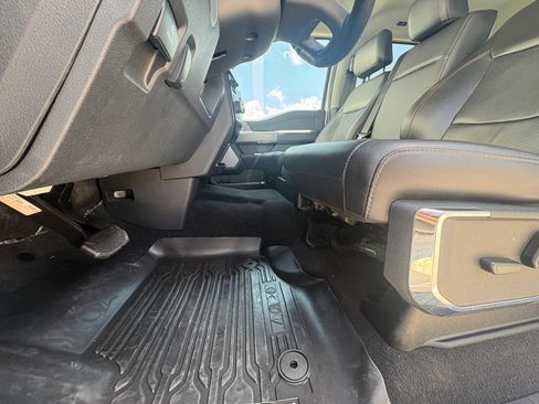 Used 2023 Ford F350 Lariat w/ Tow Technology Package AWD/4WD image 35