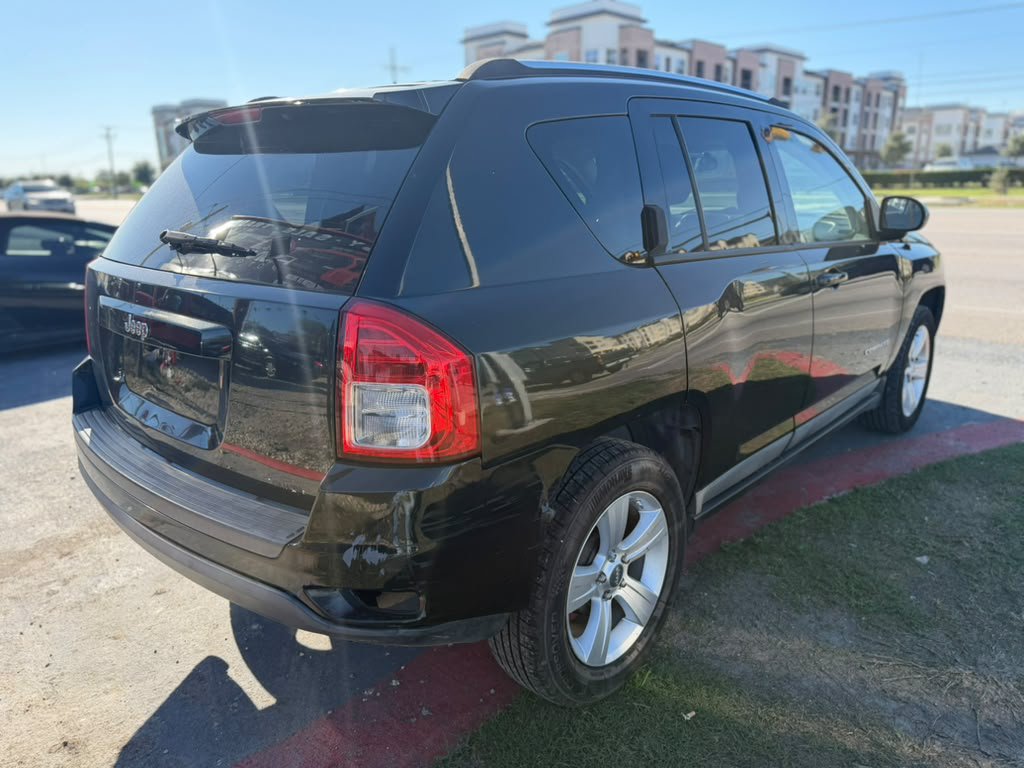 Used 2011 Jeep Compass 2WD image 10