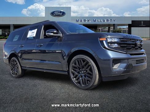 New 2026 Ford Expedition Max Platinum w/ Stealth Performance Package AWD/4WD image 4