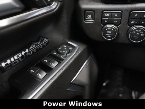 Used 2024 Chevrolet Silverado 1500 High Country w/ Technology Package image 32