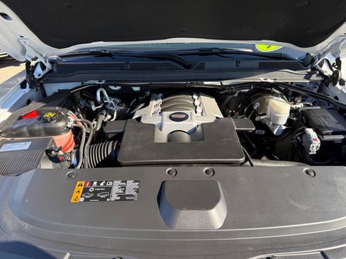 Used 2019 Cadillac Escalade Luxury image 34