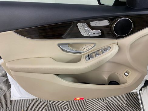 Certified 2017 Mercedes-Benz C 300 4MATIC Sedan image 11