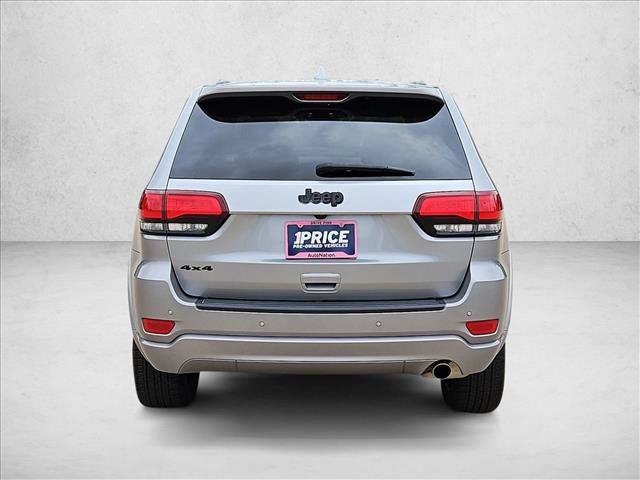 Used 2021 Jeep Grand Cherokee Laredo X AWD/4WD image 7