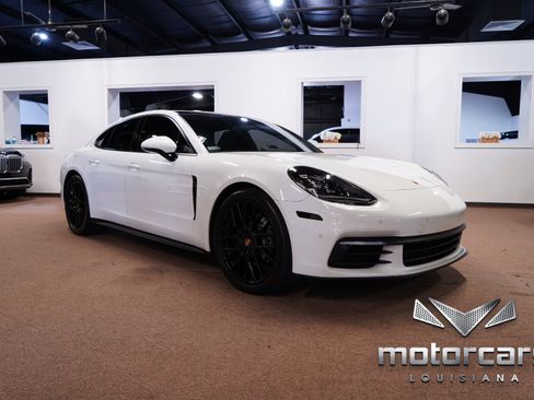 Used 2019 Porsche Panamera 4 AWD/4WD image 9