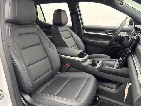 New 2027 GMC Terrain Elevation w/ Elevation Premium Package AWD/4WD image 33