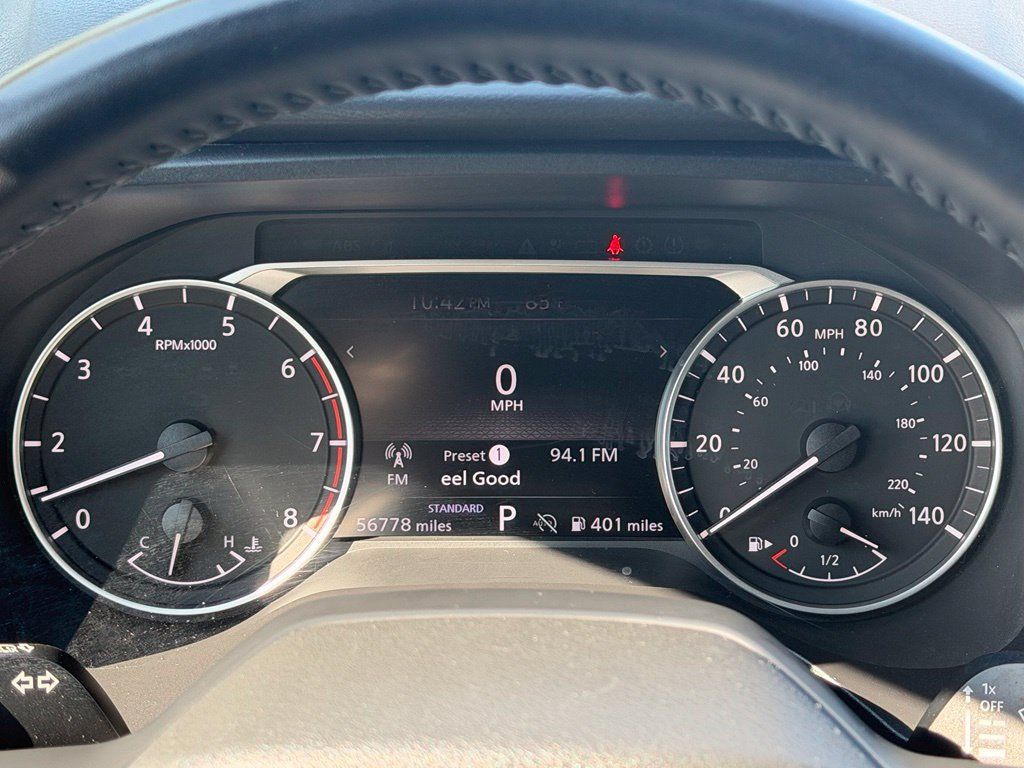Used 2025 Nissan Rogue SV FWD image 16