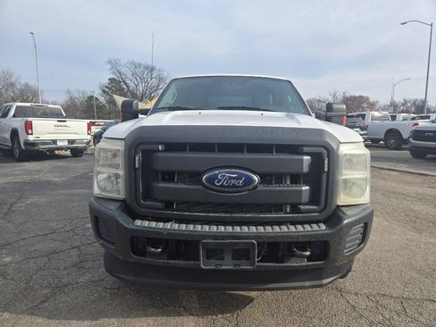 Used 2013 Ford F250 XL w/ PWR Equipment Group AWD/4WD image 4