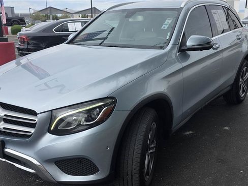 Used 2018 Mercedes-Benz GLC 300 4MATIC image 24