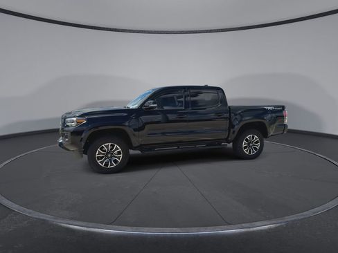 Used 2022 Toyota Tacoma TRD Sport w/ TRD Premium Sport Package RWD image 5