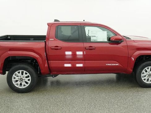 New 2026 Toyota Tacoma SR5 RWD image 11