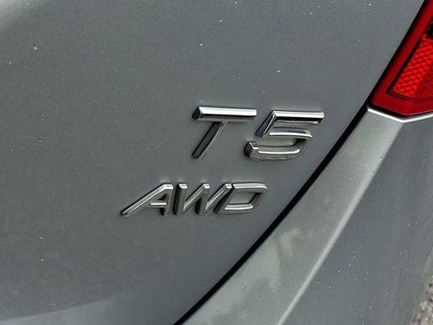 Used 2018 Volvo V60 T5 Dynamic w/ Vision Package AWD/4WD image 30