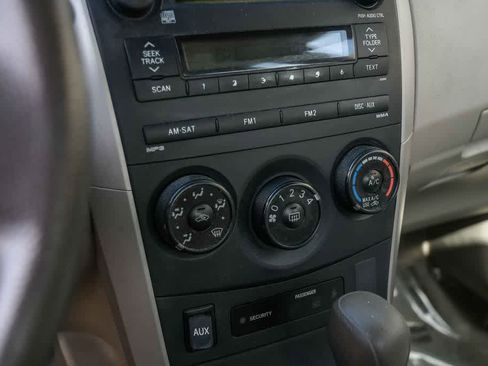 Used 2009 Toyota Corolla LE image 20