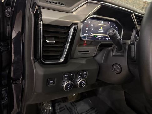 Used 2025 GMC Sierra 1500 Denali AWD/4WD image 14