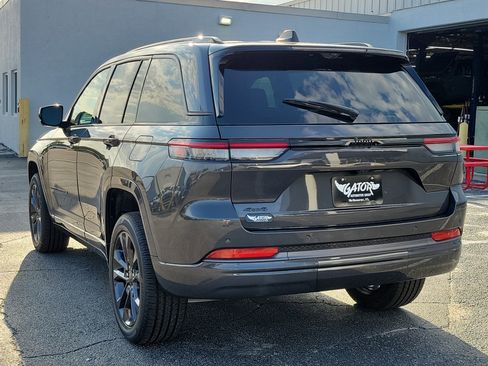 New 2026 Jeep Grand Cherokee Limited Reserve AWD/4WD image 3