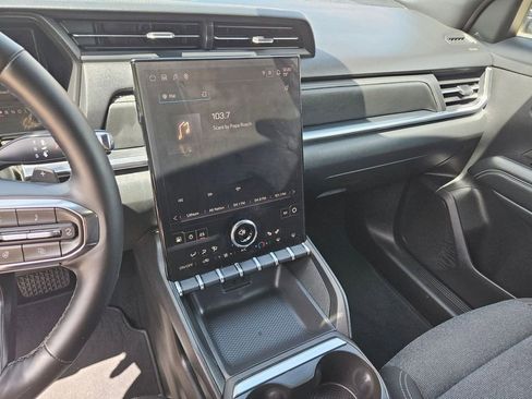 Used 2025 GMC Terrain Elevation AWD/4WD image 20