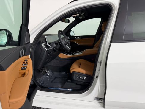 New 2026 BMW X5 xDrive40i w/ M Sport Package image 10