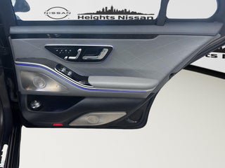 Used 2021 Mercedes-Benz S 580 4MATIC Sedan w/ 3D Technology Package image 39