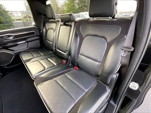 Used 2024 RAM 1500 Laramie image 24