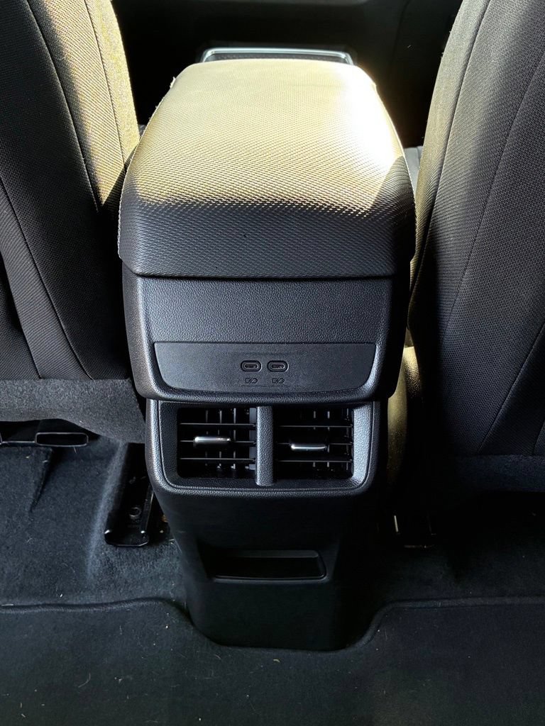Used 2025 Chevrolet Equinox LT w/ Safety and Technology Package AWD/4WD image 24