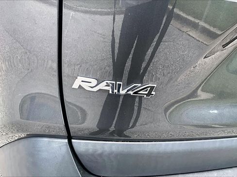 Used 2023 Toyota RAV4 LE FWD image 30