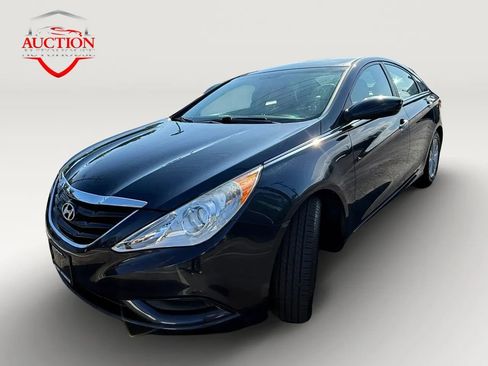 Used 2012 Hyundai Sonata GLS w/ Popular Equipment Pkg FWD image 1