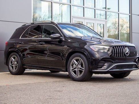 Used 2025 Mercedes-Benz GLE 53 AMG 4MATIC image 3