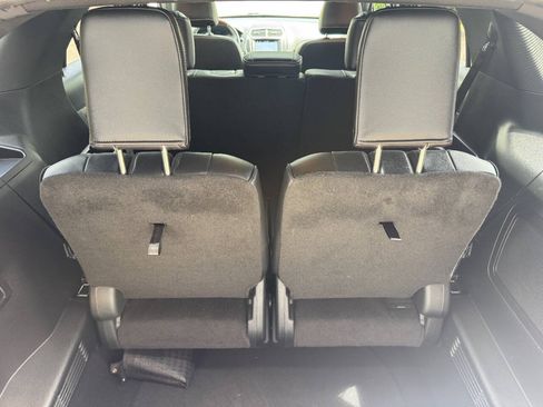 Used 2017 Ford Explorer Platinum AWD/4WD image 24