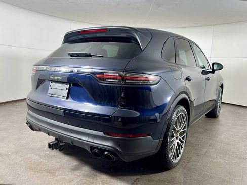Certified 2022 Porsche Cayenne Platinum Edition w/ Premium Package Plus image 7