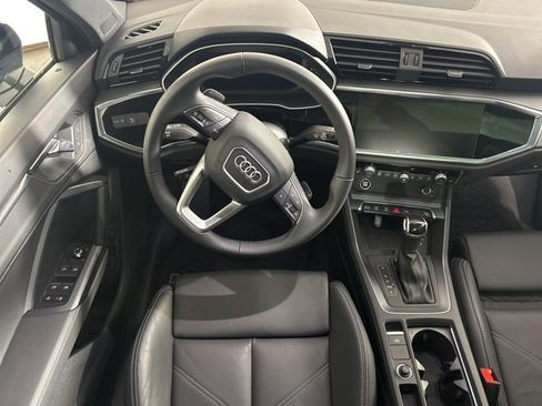 Used 2025 Audi Q3 2.0T Premium w/ Convenience Package image 15