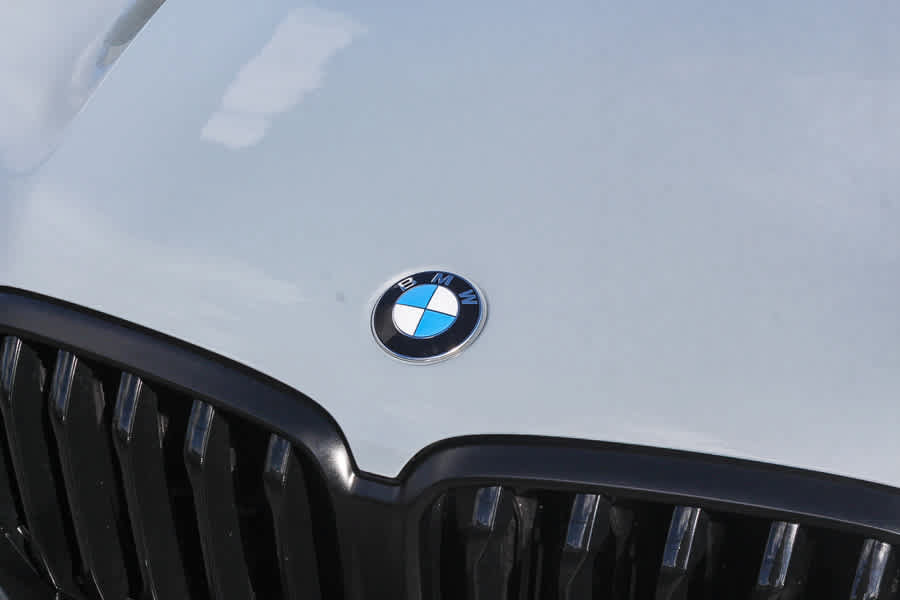 Used 2026 BMW X6 xDrive40i w/ Premium Package AWD/4WD image 18