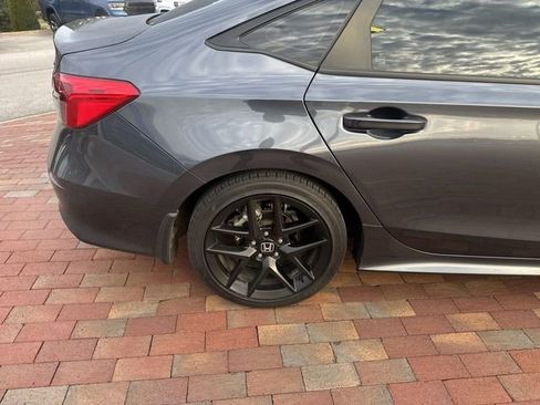 Used 2023 Honda Civic Sport image 15