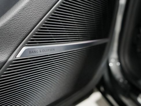 Used 2022 Audi RS Q8 4.0T image 29