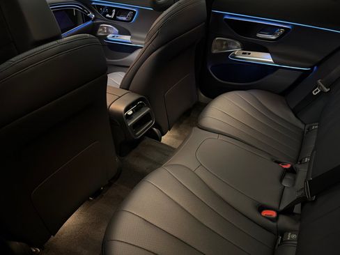 New 2026 Mercedes-Benz E 350 Sedan image 11