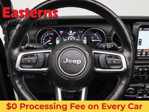 Used 2021 Jeep Wrangler Unlimited Sahara w/ Cold Weather Group AWD/4WD image 10