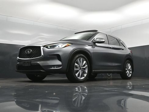 Certified 2022 INFINITI QX50 Essential FWD image 38