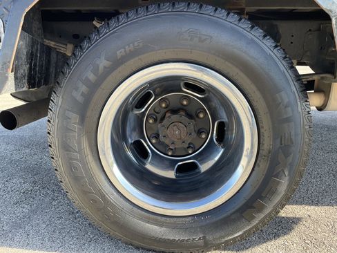 Used 2021 RAM 3500 Tradesman w/ Chrome Appearance Group image 14