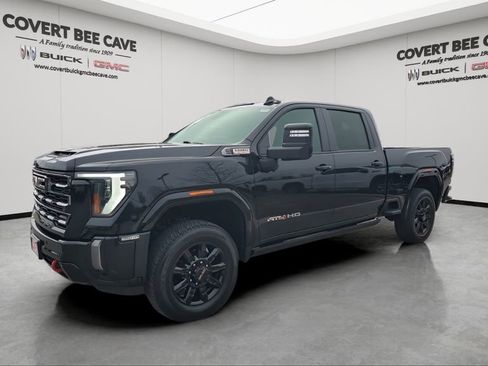 Used 2024 GMC Sierra 3500 AT4 w/ AT4 Premium Plus Package image 3