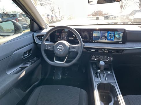 New 2026 Nissan Kicks S image 22