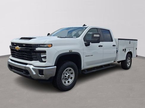 Used 2024 Chevrolet Silverado 3500 W/T w/ WT Convenience Package AWD/4WD image 3