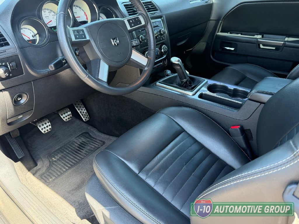 Used 2010 Dodge Challenger R/T RWD image 19