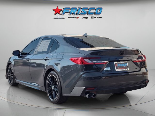 Used 2025 Toyota Camry SE FWD image 5