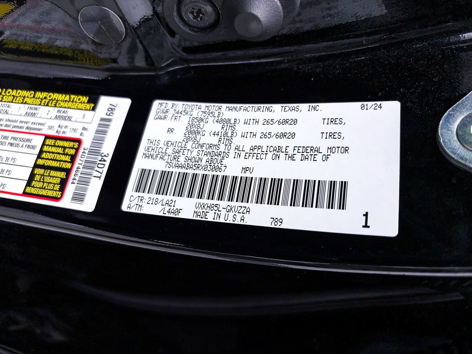 Used 2024 Toyota Sequoia Platinum AWD/4WD image 43
