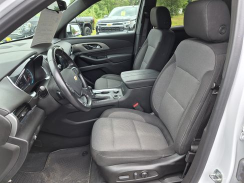 Used 2022 Chevrolet Traverse LT AWD/4WD image 9