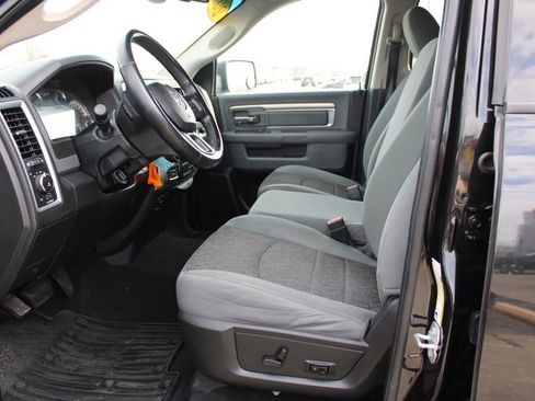 Used 2018 RAM 1500 Big Horn image 12